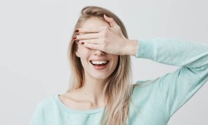 Professional vs At-Home Teeth Whitening in 2026